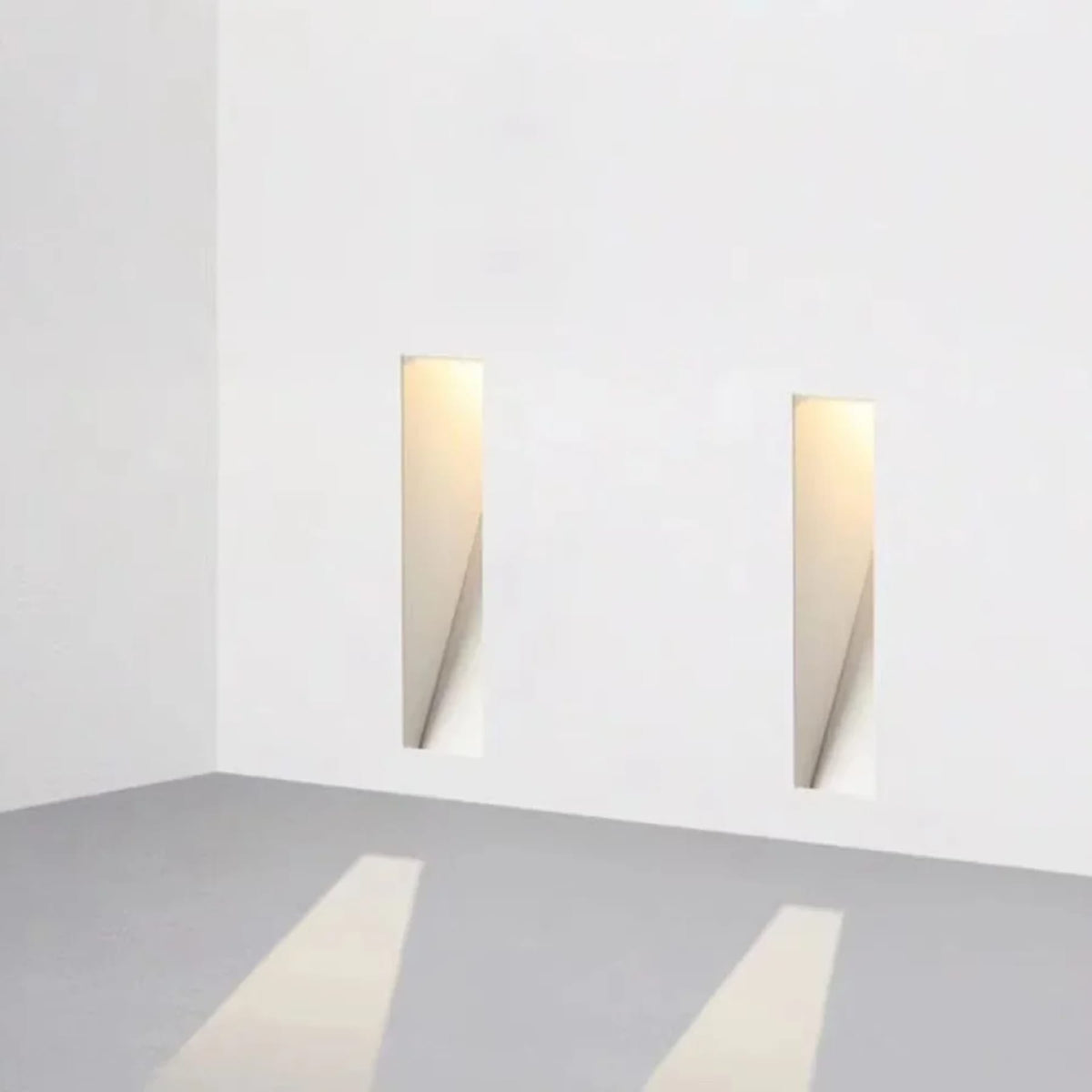 Minimalist Die-Cast Aluminum Wall Light With Selectable Color Temperature — Greenwich Home & Living